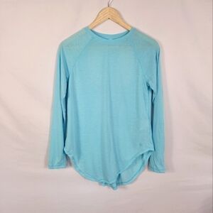 Women's Small Under Armour longsleeve